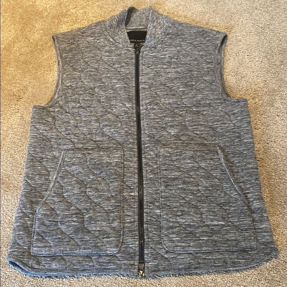 Banana Republic Grey Quilted Cotton Polyester Vest Gilet w Pockets Size SMALL - Picture 1 of 7